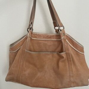 Hogan Classic Soft Leather Bag – Effortless Chic for On-the-Go!